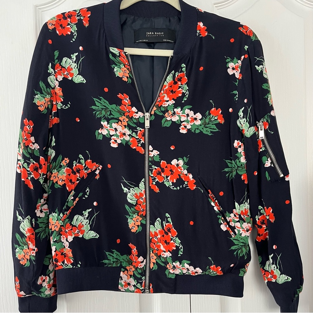 Zara Basic Womens Floral Print Satin Jacket Size S Bomber Date Night Lightweight
